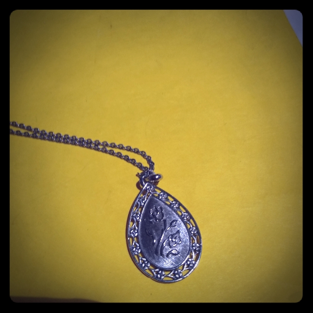 Silver necklace
